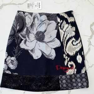 Designal short floral print pencil skirt